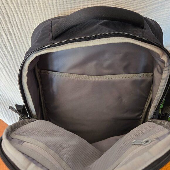 Timbuk2 Division Backpack - Picture 3 of 4